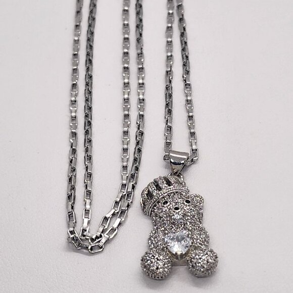 Brand New Crown Teddy Bear Necklace - Picture 4 of 4